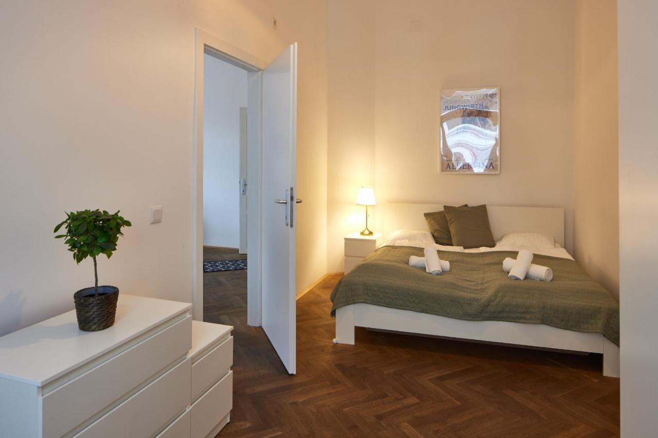 Beautiful Restored - Close To Metro - II Viena Exterior foto
