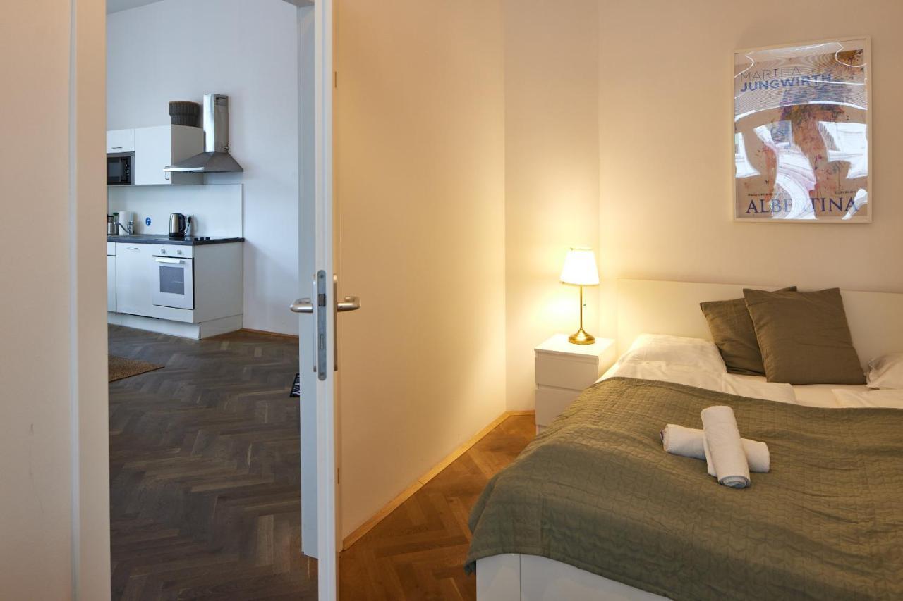 Beautiful Restored - Close To Metro - II Viena Exterior foto