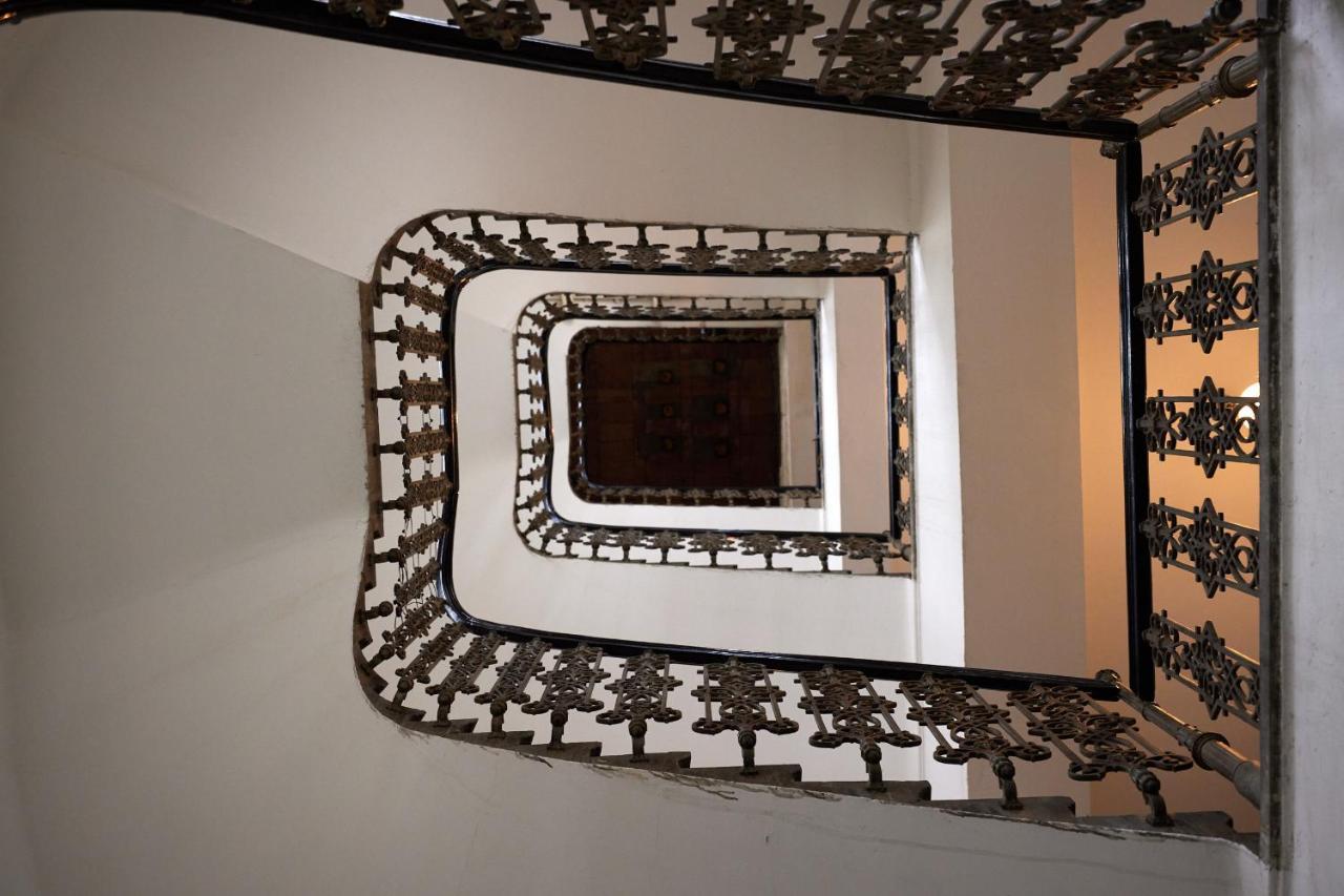 Beautiful Restored - Close To Metro - II Viena Exterior foto